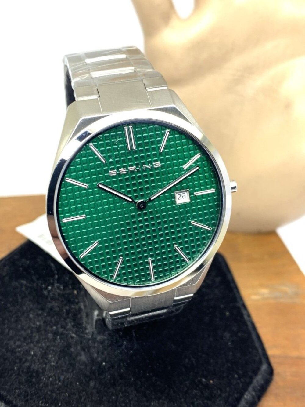 Bering Men's Watch 17240-708 Slim Quartz Green Dial Silver Stainless Steel 40mm